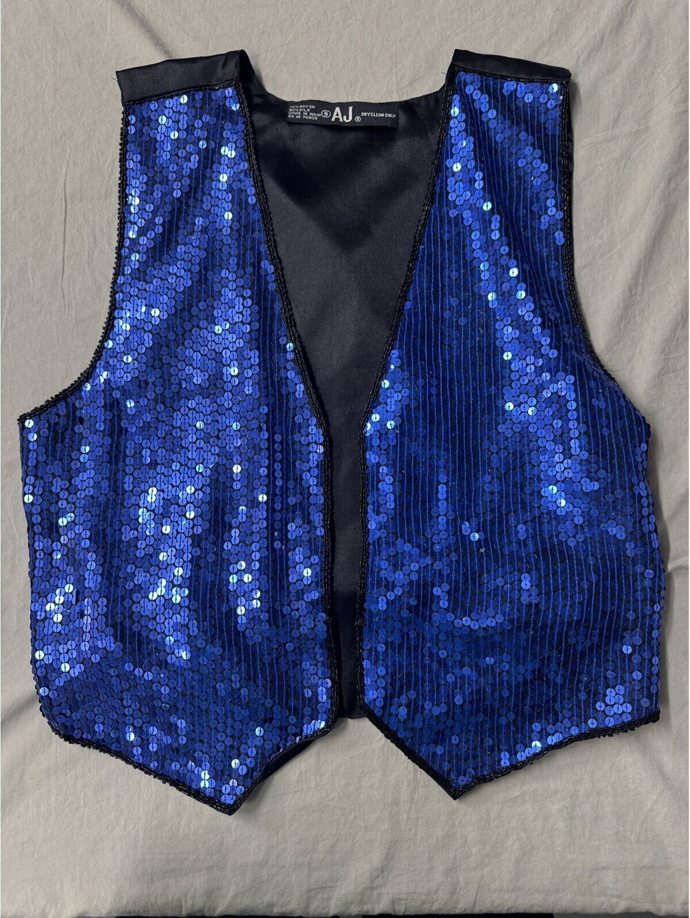 VINTAGE AJ Blue SEQUINED SILK BLEND PARTY VEST SIZE Small